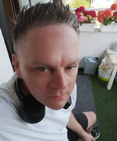  ,   Alex, 49 ,     , c 