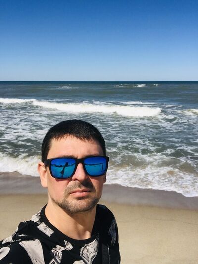  ,   Aleks, 41 ,  