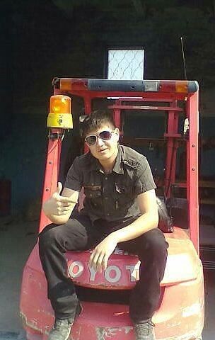  6124593  Artur, 30 ,    