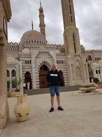  Komorany,   Andrei, 40 ,   ,   