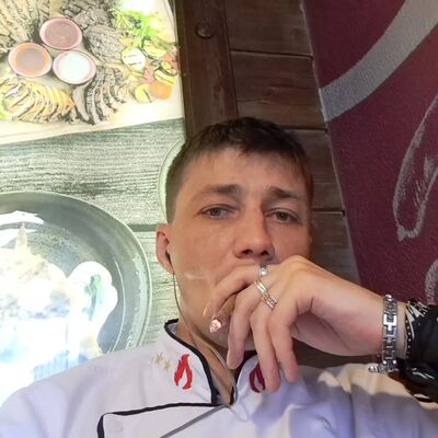  ,   Slava, 39 ,   ,   