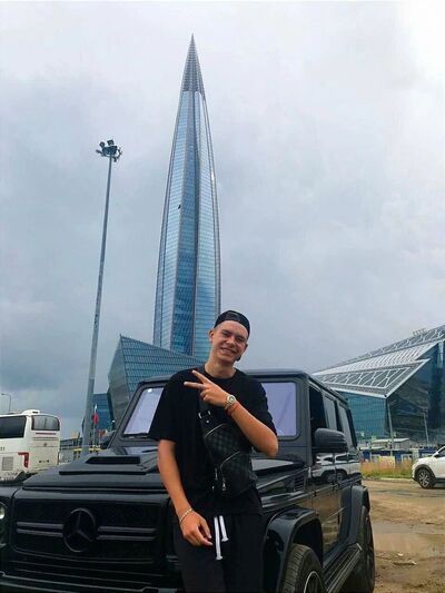  ,   Kolya, 24 ,   ,   
