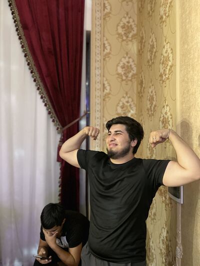  ,   Amir, 25 ,   ,   