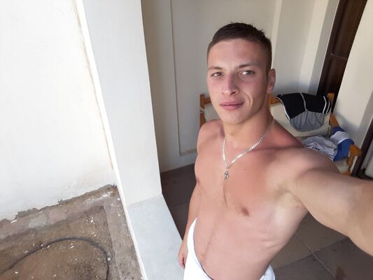  ,   Maks, 28 ,   ,   , c 