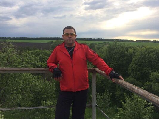  ,   MAKSIM, 41 ,   