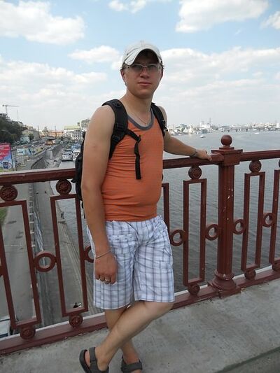  ,   Andrej, 42 ,     , c 