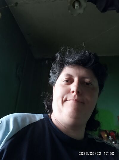  ,   Maria, 42 ,   c 