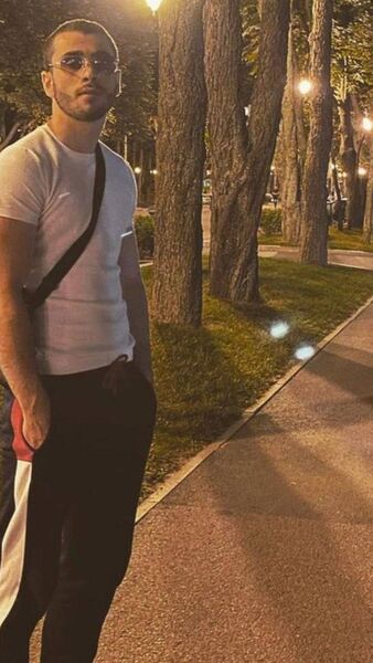  ,   Andy, 33 ,   ,   