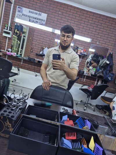  ,   Emir, 30 ,   ,   