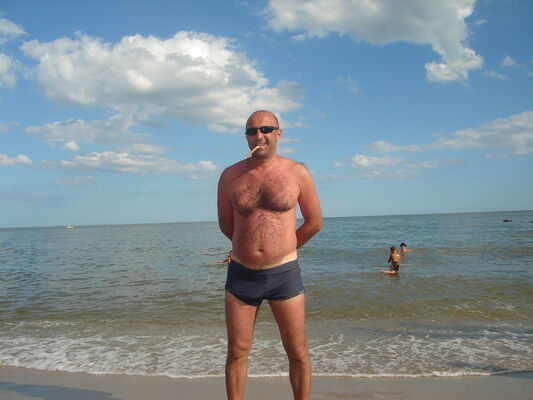  ,   Amigo, 54 ,   , 