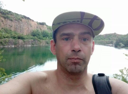  ,   Slavik, 51 ,   ,   , c 