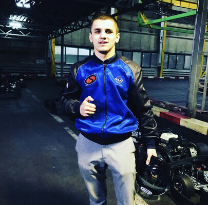  ,   Mavlad, 25 ,   ,   