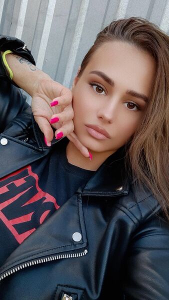  ,   Yulia, 27 ,   c 