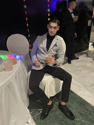  ,   , 28 ,   ,   