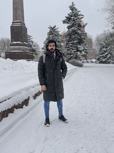  ,   Hadi, 25 ,   ,   