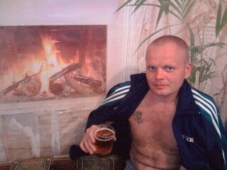  ,   Victor, 47 ,     , c 