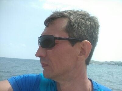  8849773  Vlad, 51 ,    