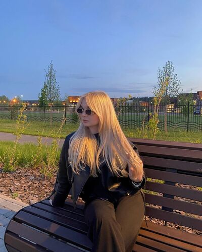  ,   Diana, 24 ,   ,   