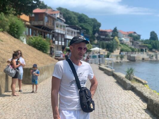  -,   Pavel, 47 ,   ,   , c 