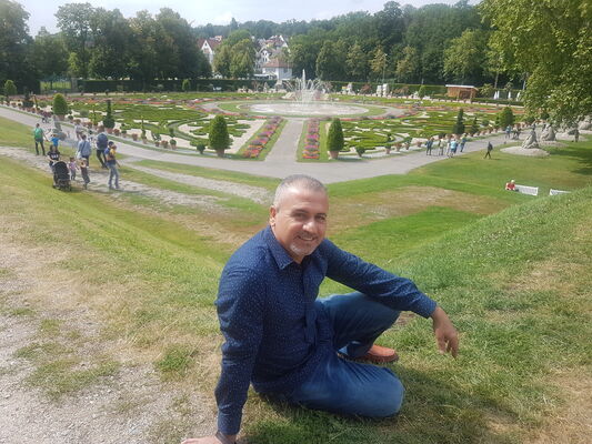  ,   Samer, 52 ,   ,   , c 