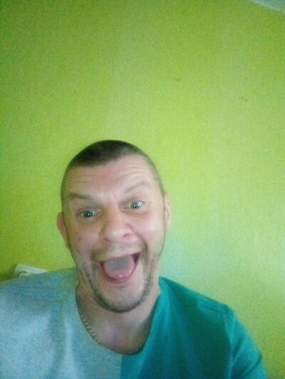  ,   Viktor, 49 ,   ,   , c 
