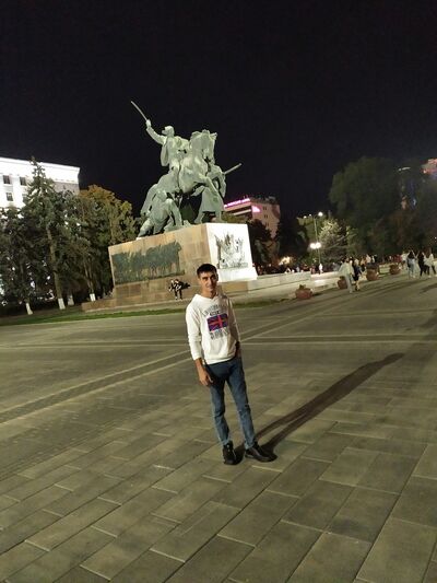  --,   Umid, 37 ,   ,   , c 