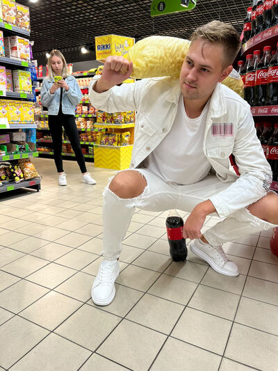  ,   Vlad, 26 ,   ,   , c , 