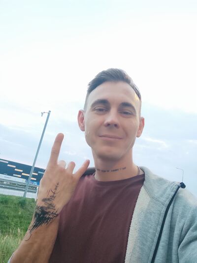  Cionn tSaile,   Kostyantyn, 31 ,     , c , 