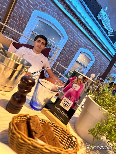   ,   Araz, 29 ,   ,   