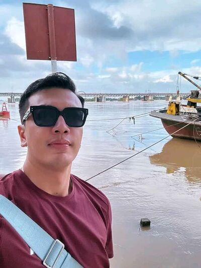  ,   Dr cou duy, 43 ,   ,   