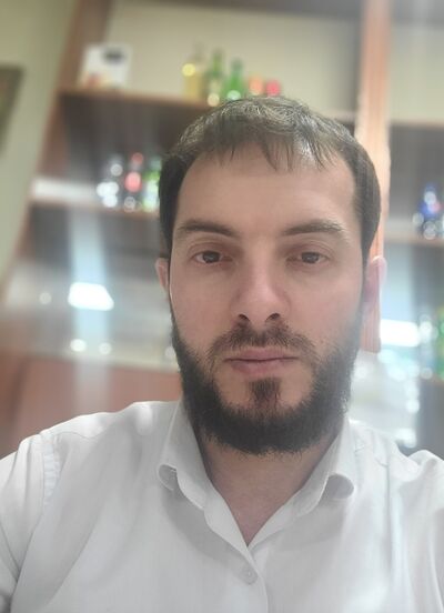  ,   Kamil, 39 ,   ,   