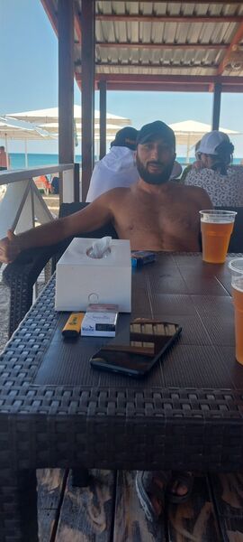 ,   Vadim, 37 ,   ,   