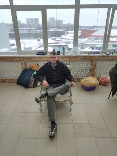  ,   Vladislav, 28 ,   ,   , c 