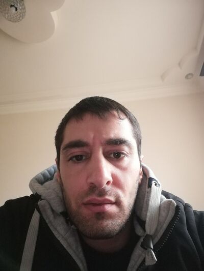  ,   Narek, 38 ,   