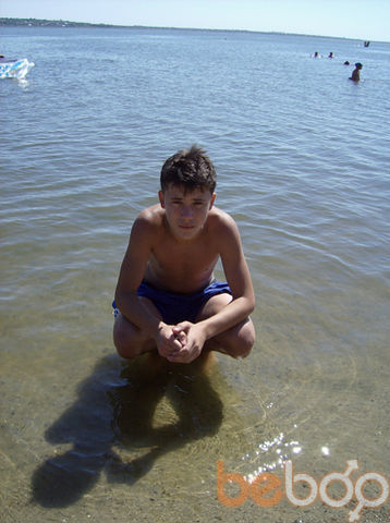  ,   Tolias, 32 ,   ,   , c 