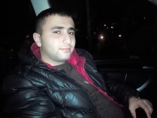  ,   Artur, 37 ,   