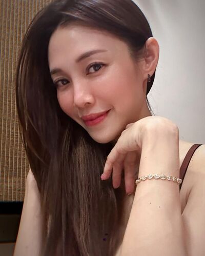  ,   Natalie, 33 ,   c 