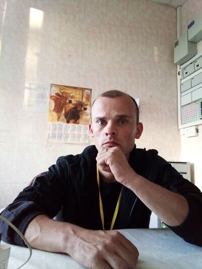 ,   Maxim, 32 ,     , c 