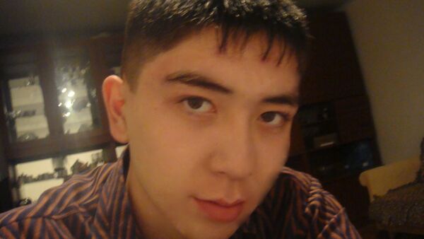  ,   Sabrik, 33 ,  