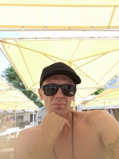  ,   Alex, 46 ,   ,   , c , 