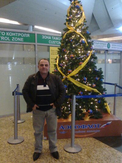  ,   Levon, 53 ,   