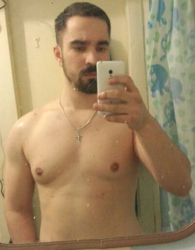  ,   Konstantin, 32 ,   ,   