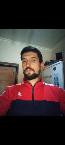  ,   Victor, 35 ,   ,   