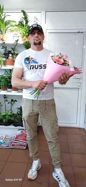  ,   Ruslan, 35 ,   c 