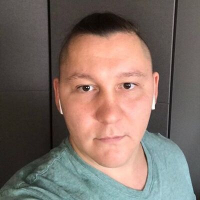  ,   Maxim, 28 ,   ,   
