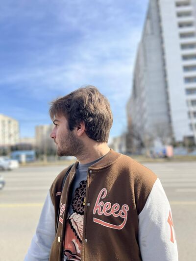  ,   Luka, 22 ,   ,   