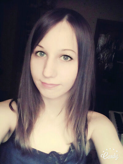  ,   Milena, 28 ,  