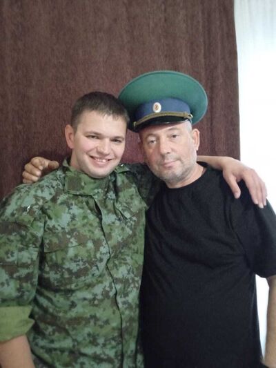  ,   Alex, 49 ,   ,   , c , 