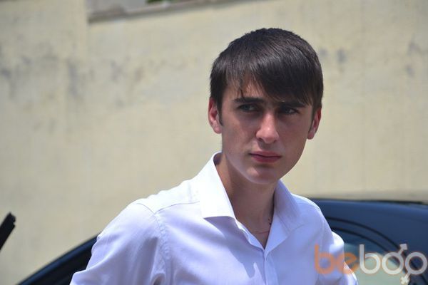  ,   Orxan, 32 ,   ,   , c , 