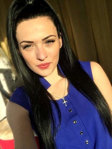  ,   Cristina, 37 ,   ,   